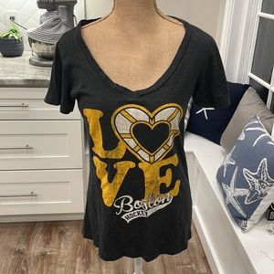 Love Boston black and yellow bruins shirt